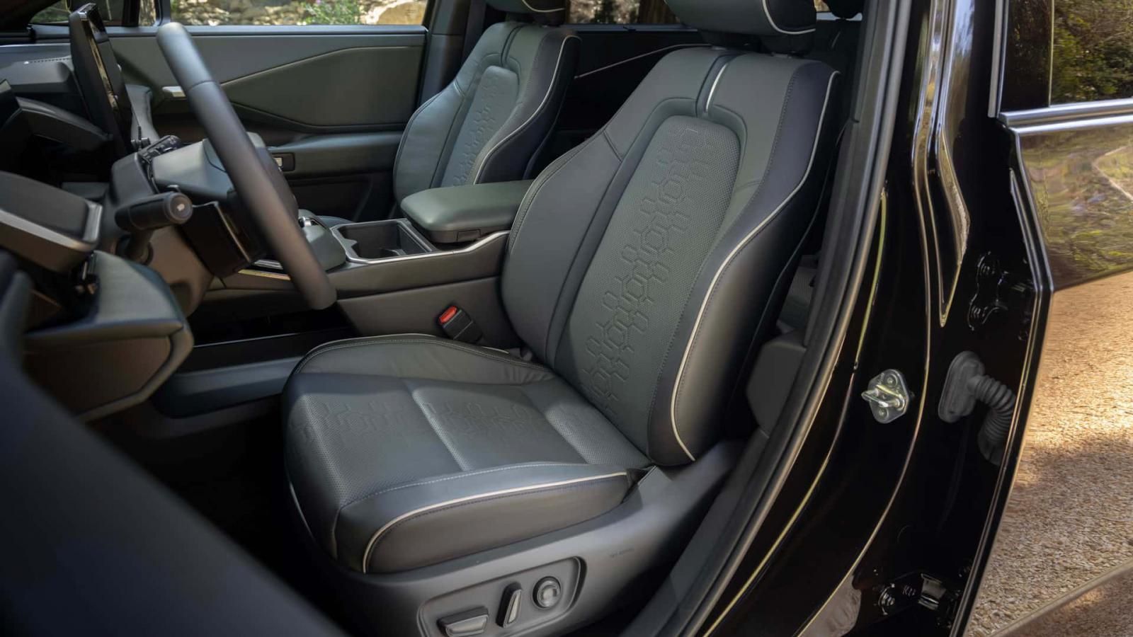 Subaru Getaway: Νέο ηλεκτρικό SUV με 3 σειρές καθισμάτων και 426 άλογα